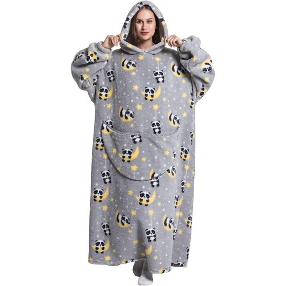 ⭐Sweat Panda Warm Giant Hoodie Thick Flannel Blanket with Sleeve - Picture 2 of 4